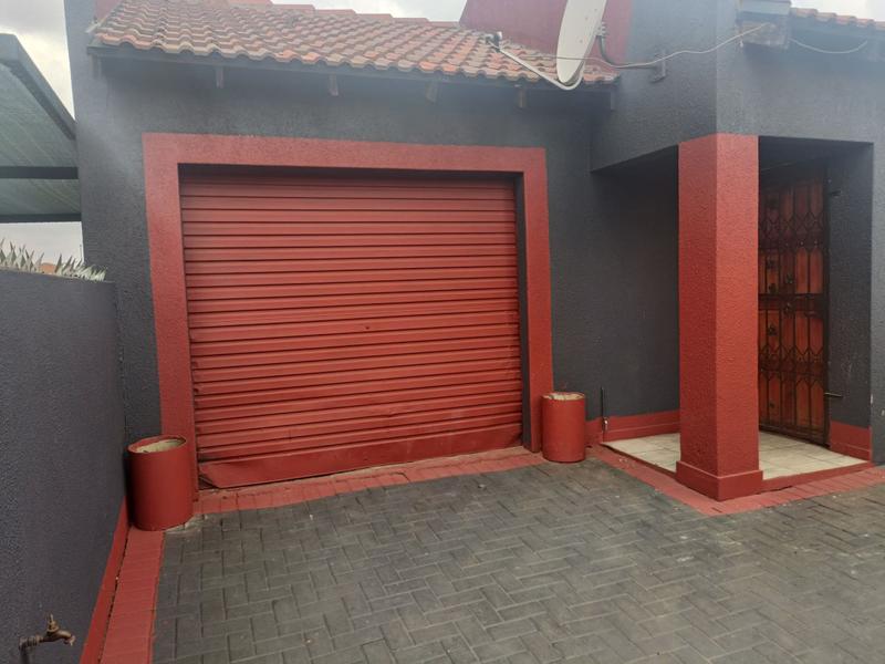 2 Bedroom Property for Sale in Vanderbijlpark CE Gauteng