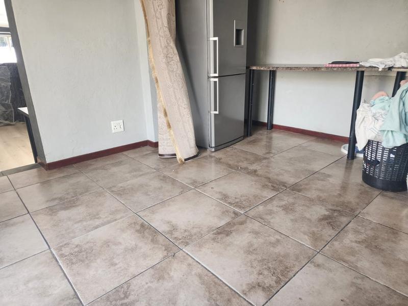 To Let 1 Bedroom Property for Rent in Kensington Gauteng