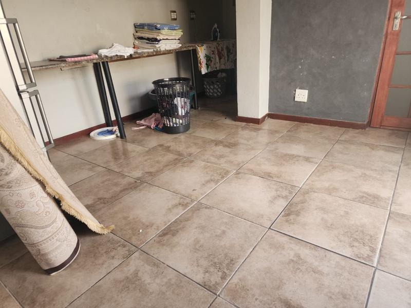 To Let 1 Bedroom Property for Rent in Kensington Gauteng