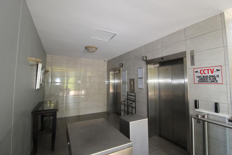 1 Bedroom Property for Sale in Bedfordview Gauteng