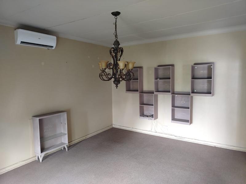 To Let 4 Bedroom Property for Rent in Dalview Gauteng