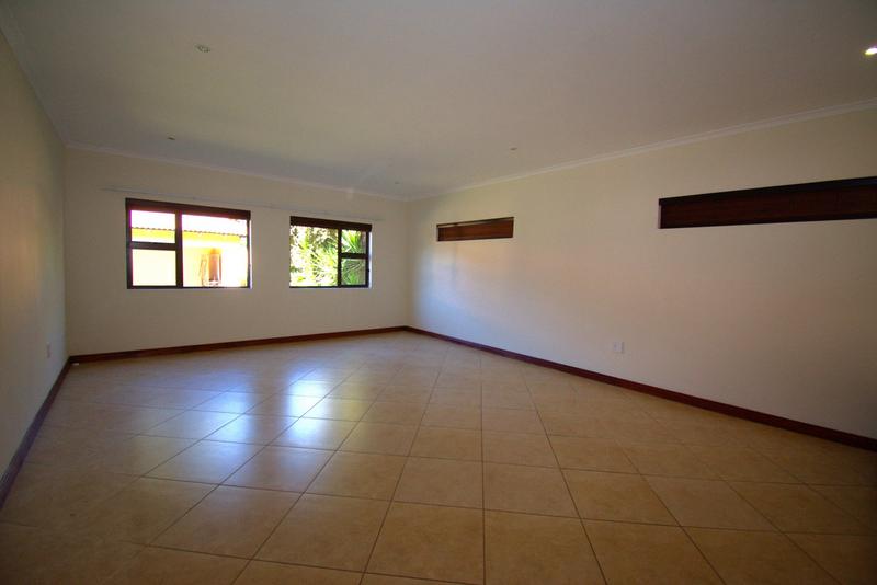 4 Bedroom Property for Sale in Featherbrooke Estate Gauteng