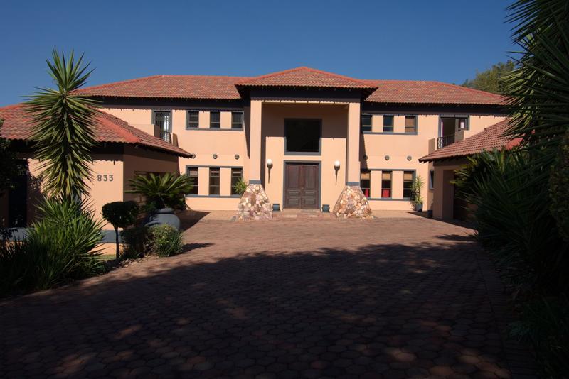 4 Bedroom Property for Sale in Featherbrooke Estate Gauteng