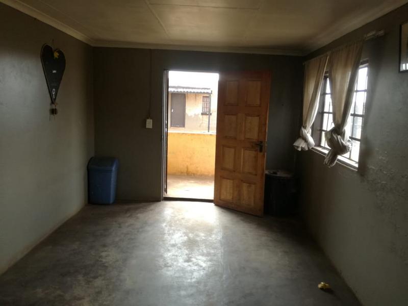 3 Bedroom Property for Sale in Simunye Gauteng