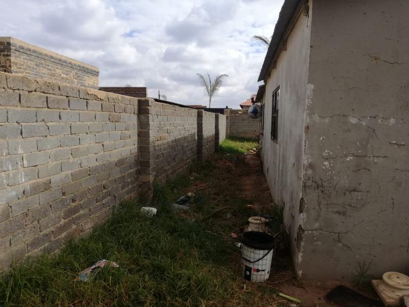 3 Bedroom Property for Sale in Simunye Gauteng