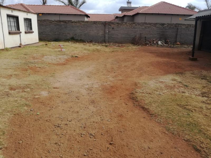 3 Bedroom Property for Sale in Simunye Gauteng