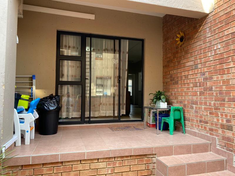 3 Bedroom Property for Sale in Bergbron Gauteng