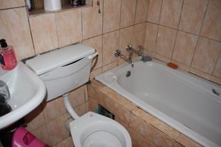 2 Bedroom Property for Sale in Fleurhof Gauteng