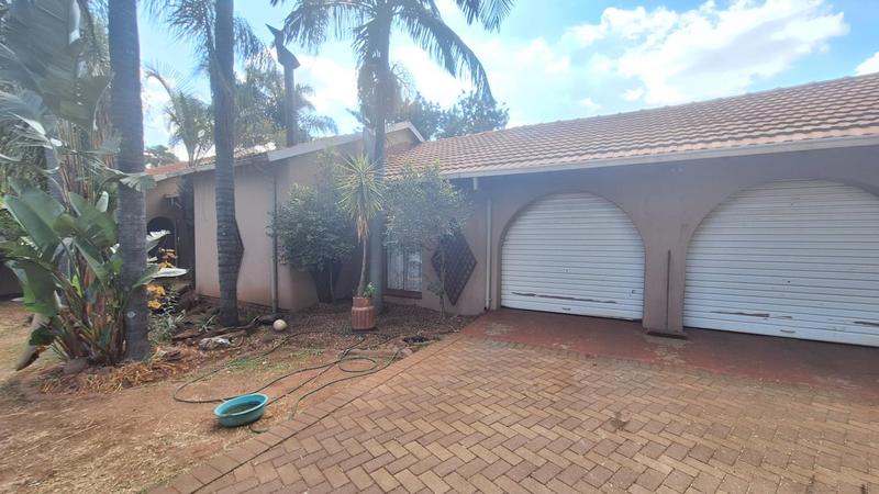 3 Bedroom Property for Sale in Wierda Park Gauteng