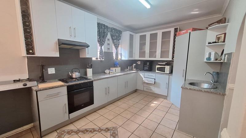 3 Bedroom Property for Sale in Wierda Park Gauteng