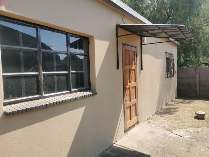 To Let 1 Bedroom Property for Rent in Strubenvale Gauteng