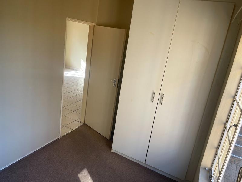 To Let 2 Bedroom Property for Rent in Radiokop Gauteng