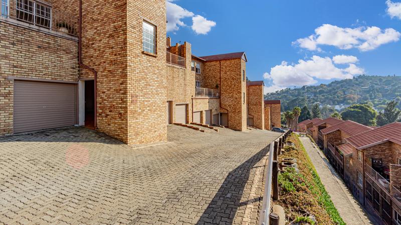 1 Bedroom Property for Sale in Helderkruin Gauteng