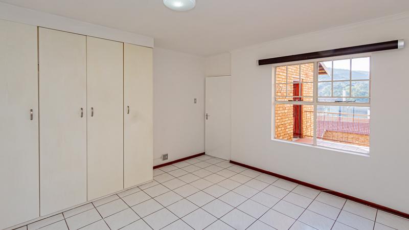 1 Bedroom Property for Sale in Helderkruin Gauteng