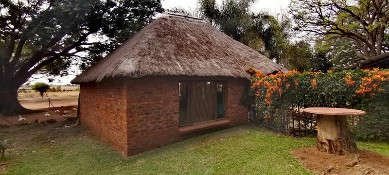 3 Bedroom Property for Sale in Haakdoornboom AH Gauteng