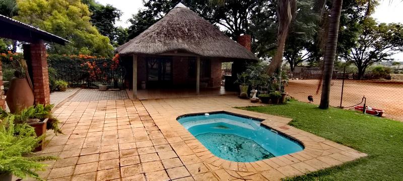 3 Bedroom Property for Sale in Haakdoornboom AH Gauteng