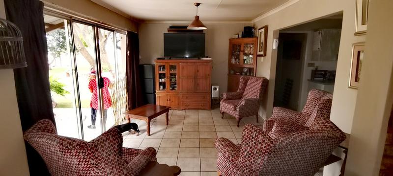 3 Bedroom Property for Sale in Haakdoornboom AH Gauteng