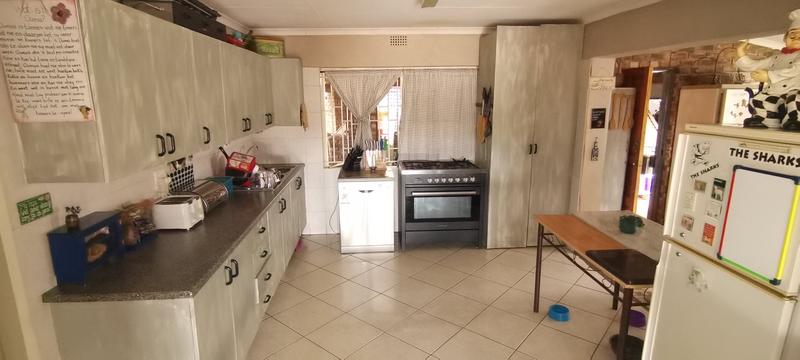 3 Bedroom Property for Sale in Haakdoornboom AH Gauteng