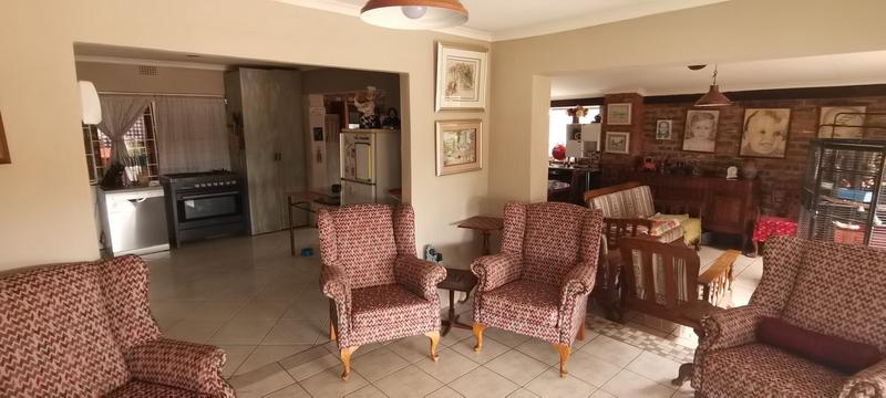 3 Bedroom Property for Sale in Haakdoornboom AH Gauteng