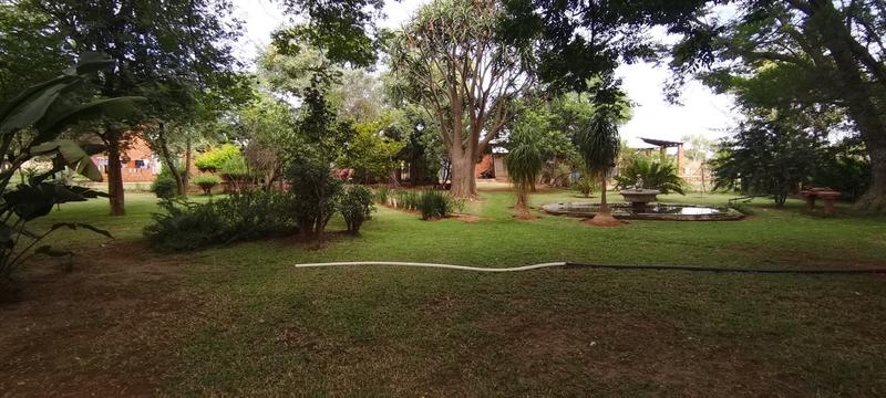 3 Bedroom Property for Sale in Haakdoornboom AH Gauteng