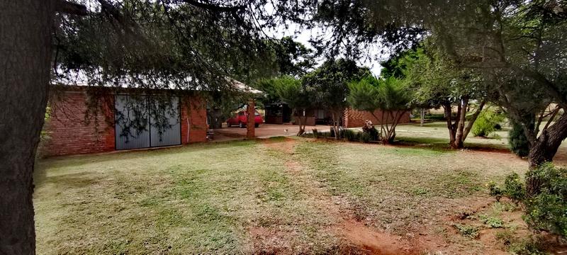 3 Bedroom Property for Sale in Haakdoornboom AH Gauteng