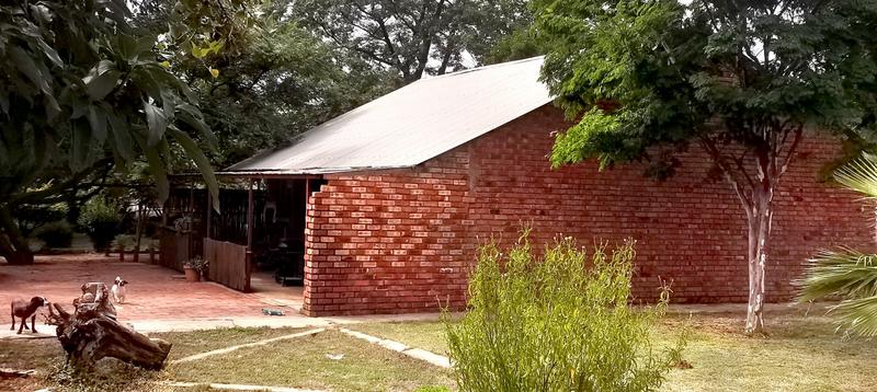 3 Bedroom Property for Sale in Haakdoornboom AH Gauteng