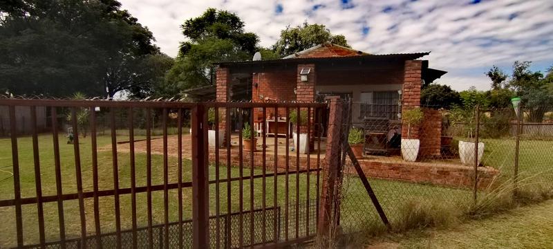 3 Bedroom Property for Sale in Haakdoornboom AH Gauteng