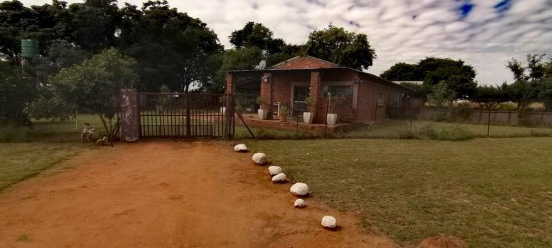 3 Bedroom Property for Sale in Haakdoornboom AH Gauteng