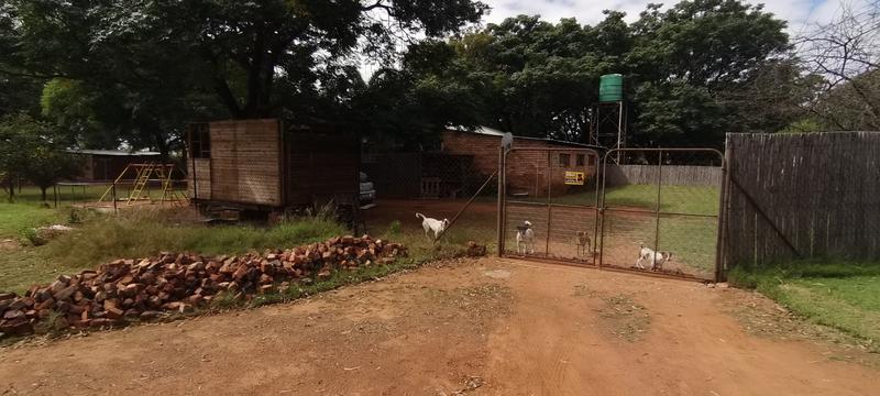 3 Bedroom Property for Sale in Haakdoornboom AH Gauteng