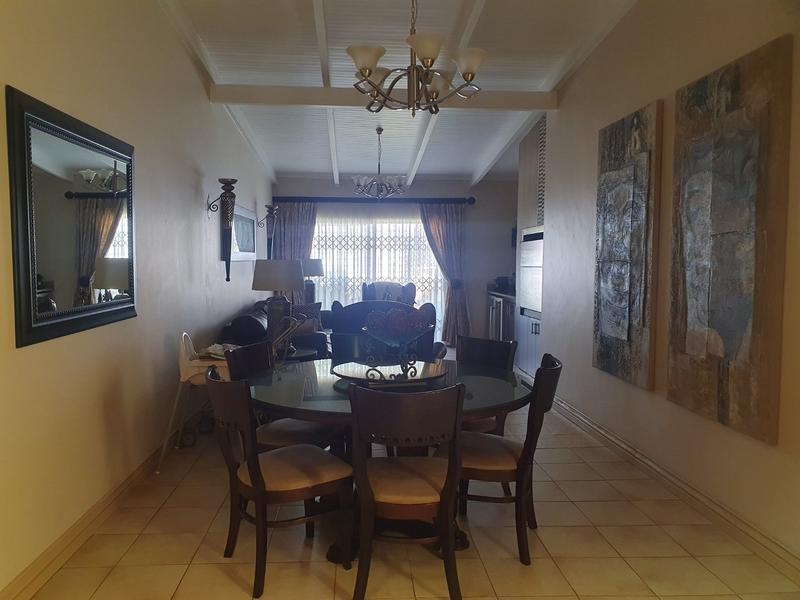 5 Bedroom Property for Sale in Florauna Gauteng