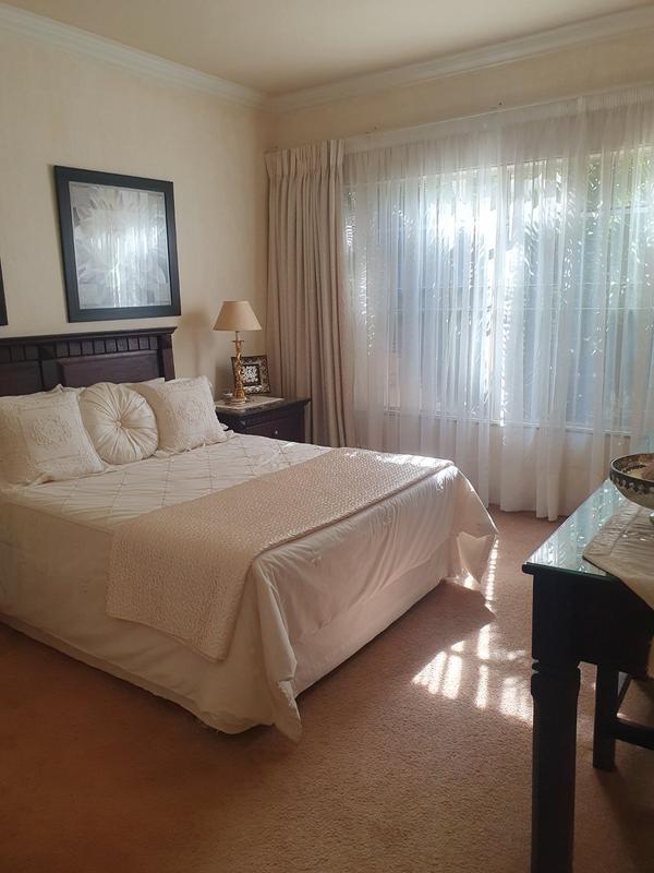 5 Bedroom Property for Sale in Florauna Gauteng