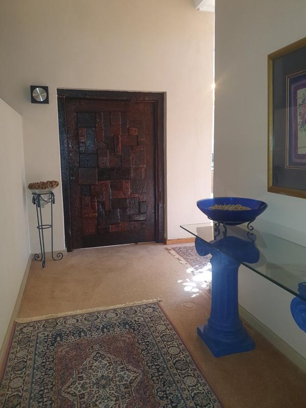 5 Bedroom Property for Sale in Florauna Gauteng