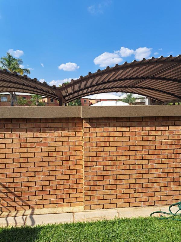 2 Bedroom Property for Sale in Andeon Gauteng