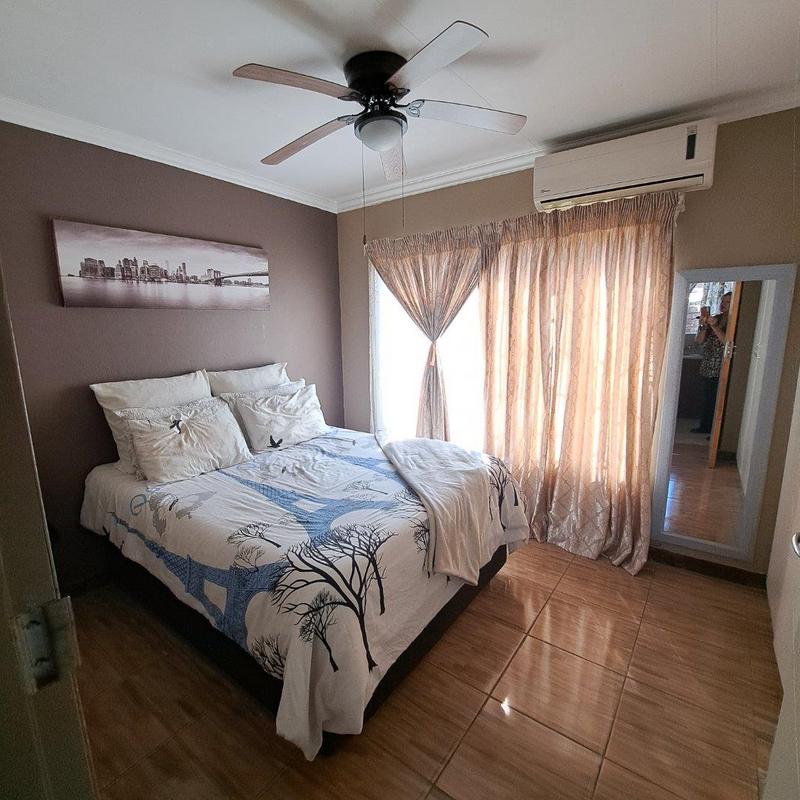 1 Bedroom Property for Sale in Andeon Gauteng