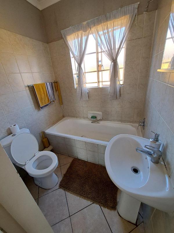 2 Bedroom Property for Sale in Pretoria West Gauteng