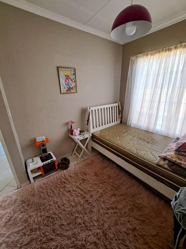 2 Bedroom Property for Sale in Pretoria West Gauteng