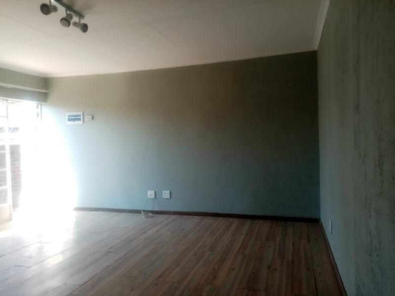 To Let 2 Bedroom Property for Rent in Modderbee Gauteng