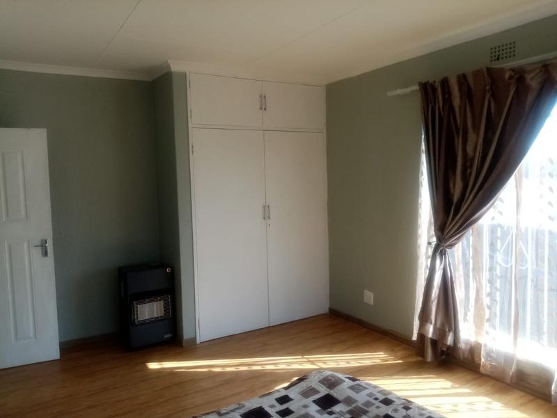 To Let 2 Bedroom Property for Rent in Modderbee Gauteng