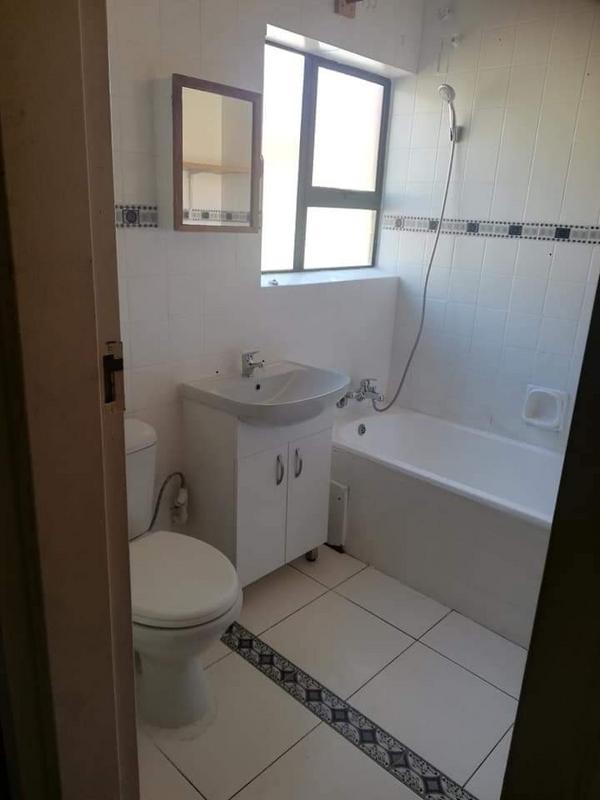 2 Bedroom Property for Sale in Protea Glen Gauteng