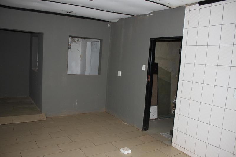 2 Bedroom Property for Sale in Protea Glen Gauteng