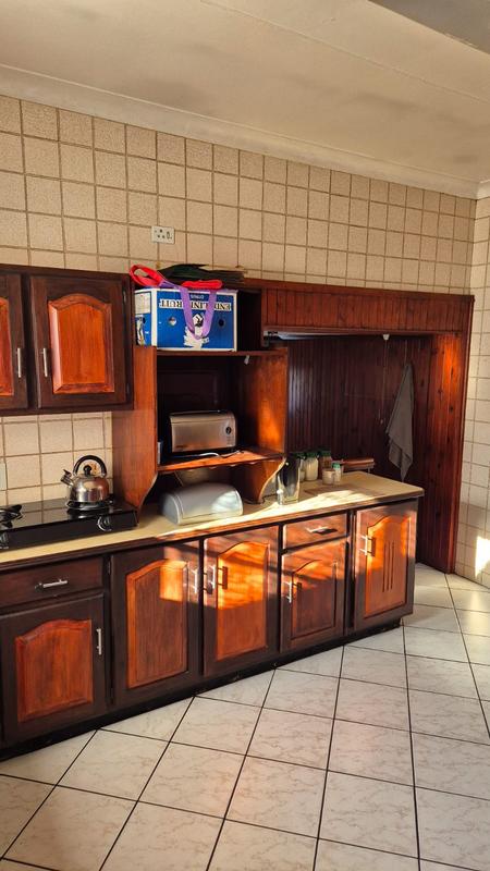 To Let 4 Bedroom Property for Rent in Symhurst Gauteng