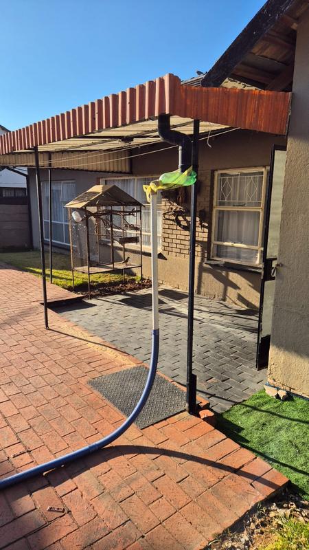 To Let 4 Bedroom Property for Rent in Symhurst Gauteng