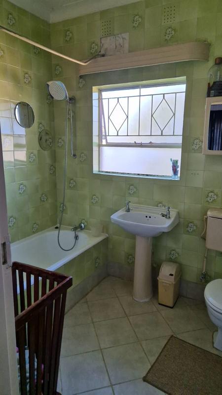 To Let 4 Bedroom Property for Rent in Symhurst Gauteng