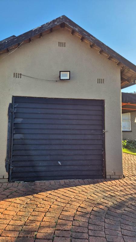 To Let 4 Bedroom Property for Rent in Symhurst Gauteng