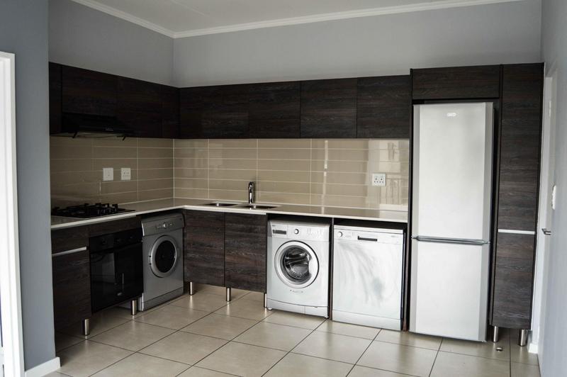 1 Bedroom Property for Sale in Greenstone Hill Gauteng