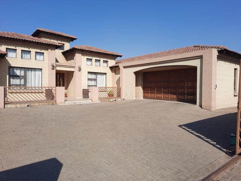 3 Bedroom Property for Sale in Vanderbijlpark SE 8 Gauteng