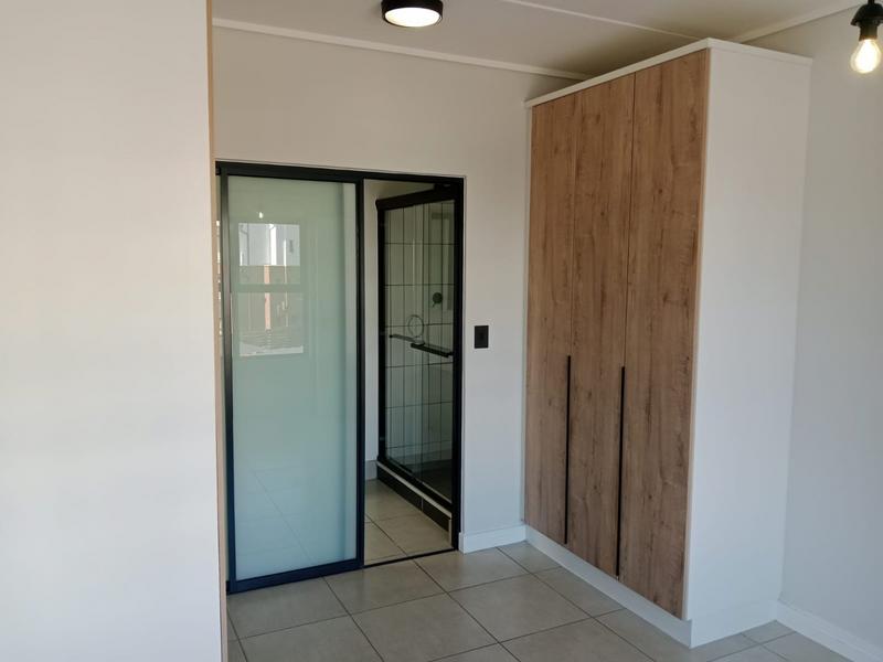 To Let 1 Bedroom Property for Rent in Linbro Park Gauteng