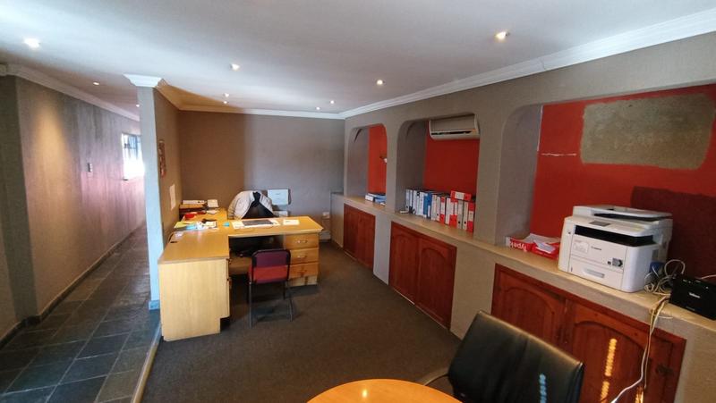 To Let commercial Property for Rent in Wierda Park Gauteng