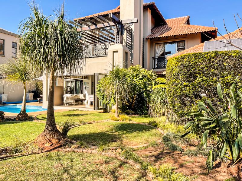 5 Bedroom Property for Sale in Midstream Estate Gauteng