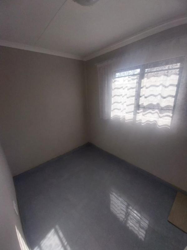 3 Bedroom Property for Sale in Dawn Park Gauteng